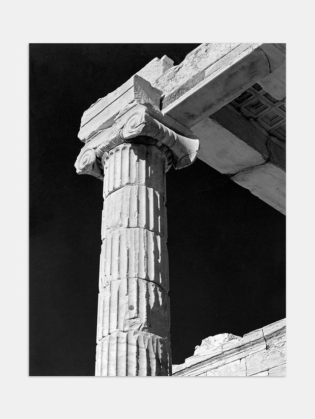 Carte Postale - Κίονας ιωνικού ρυθμού και τμήμα του επιστυλίου από την κεντρική είσοδο των Προπυλαίων