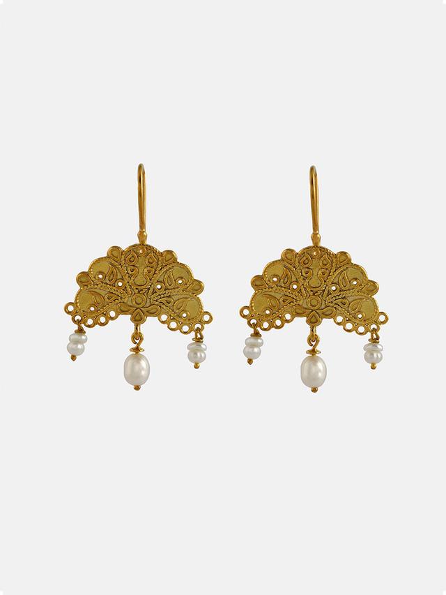 Earrings with bows