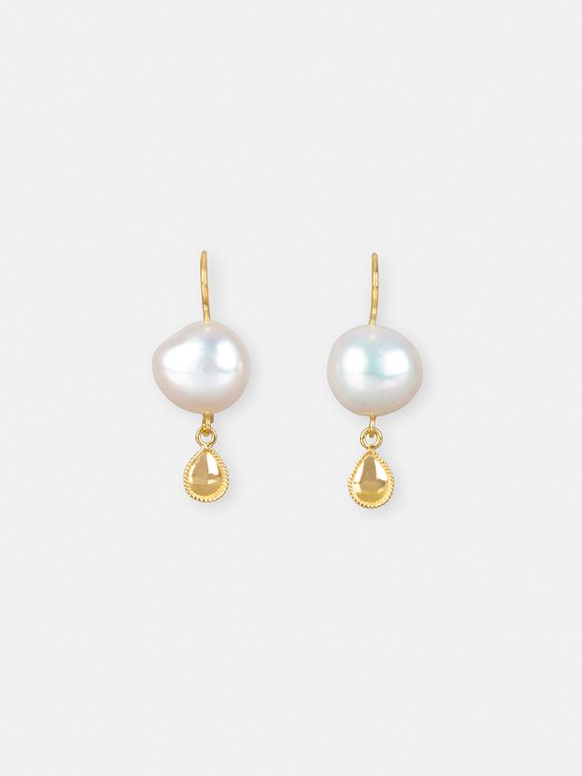Earrings from a 4th c. BC jewel