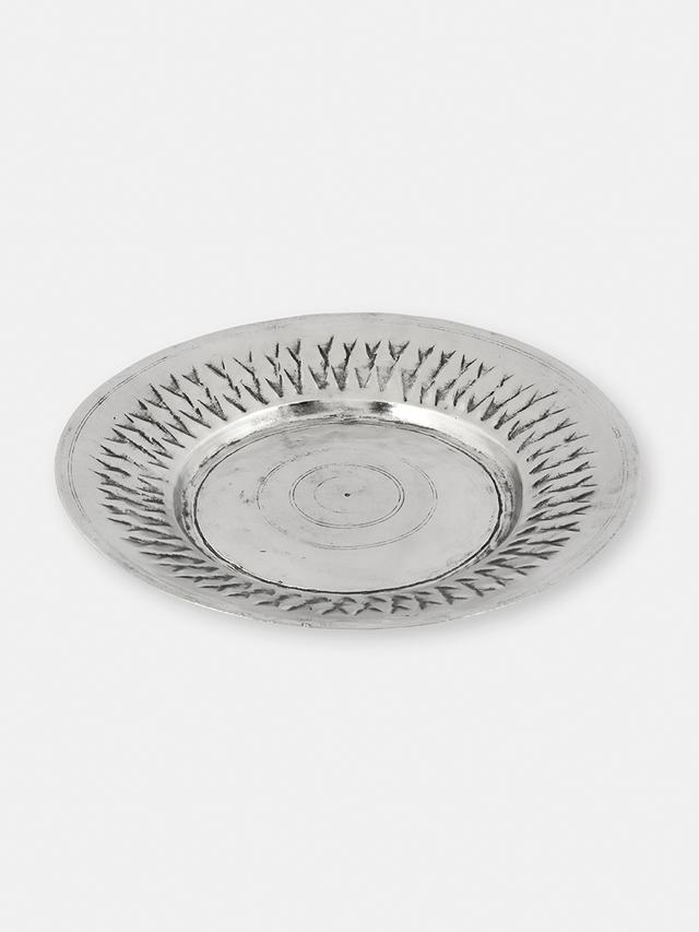 Plate