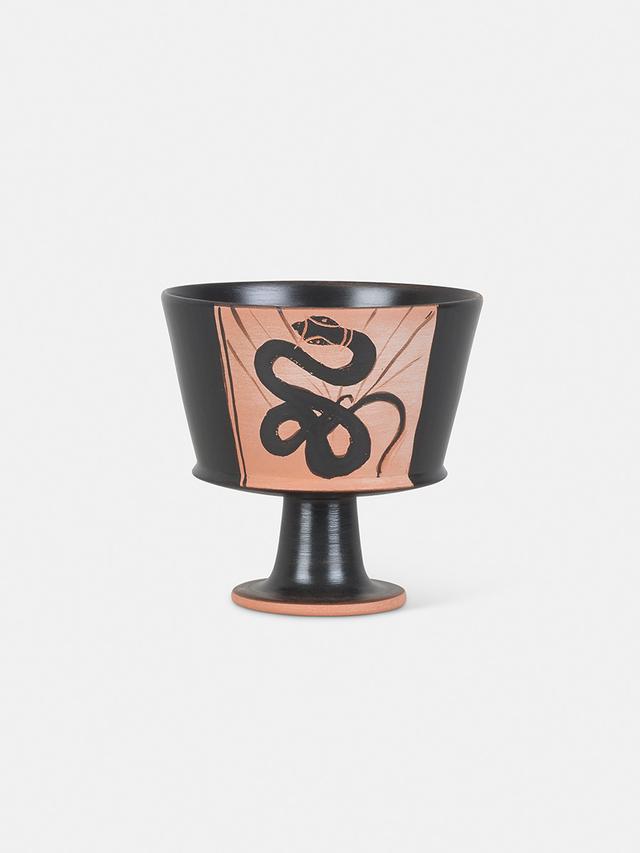 Kantharos with representation of a snake