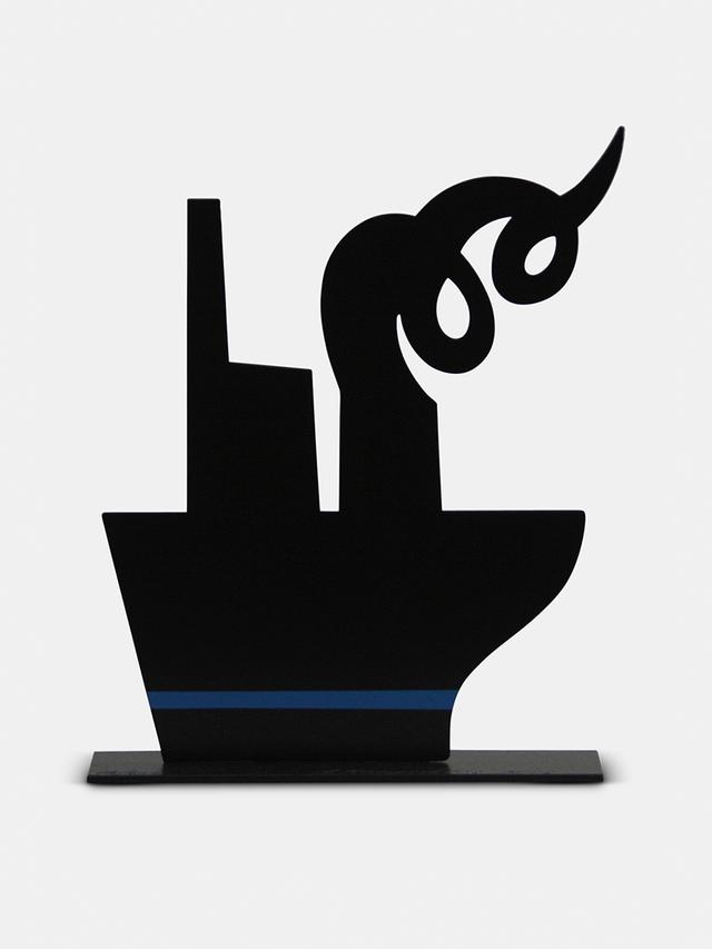 Decorative ship