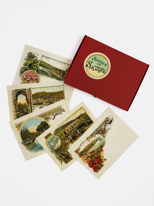 Postcard box