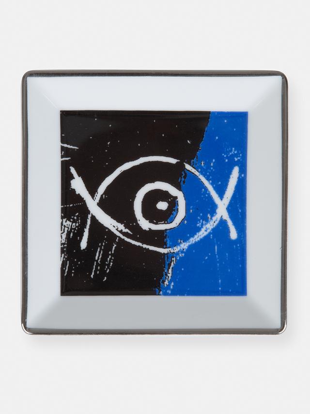 Decorative plate with a design by Y. Moralis 
