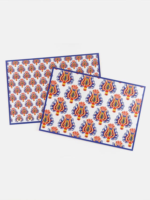 Set of double-sided placemats 